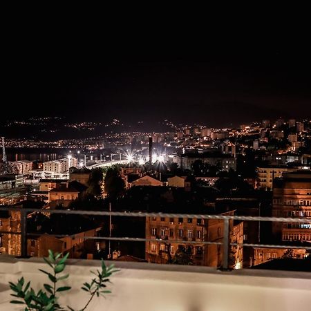 105M2 Penthouse Sea View Rijeka With Free Garage Parking Apartment Luaran gambar